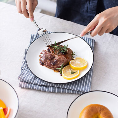 13Pcs White Ceramic Dinnerware Set with Plates and Bowls