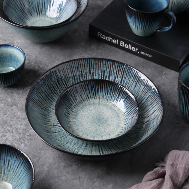 Modern luxury 16-piece stoneware dinnerware set with custom logo