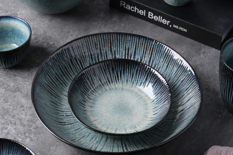 Modern luxury 16-piece stoneware dinnerware set with custom logo