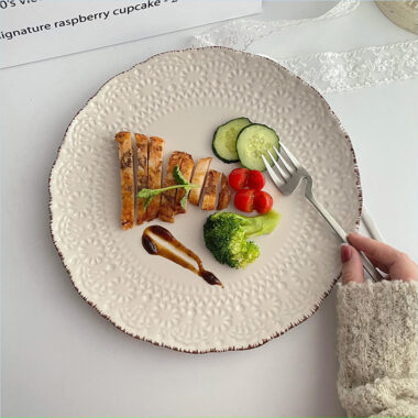  Hand-painted ceramic stoneware 