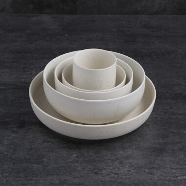 White porcelain dinnerware set
