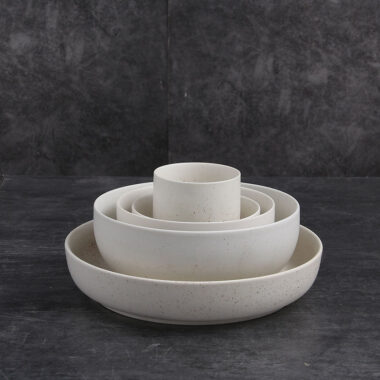 White porcelain dinnerware set