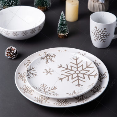 Snowflake Ceramic Dinnerware Set