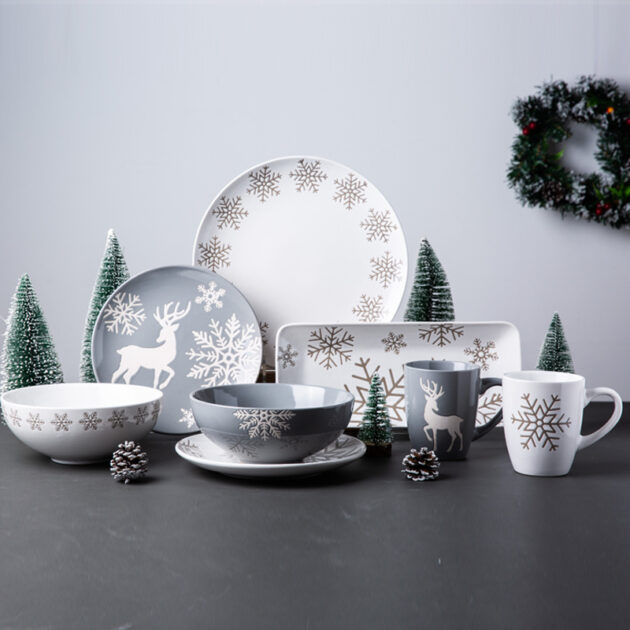 Snowflake Ceramic Dinnerware Set